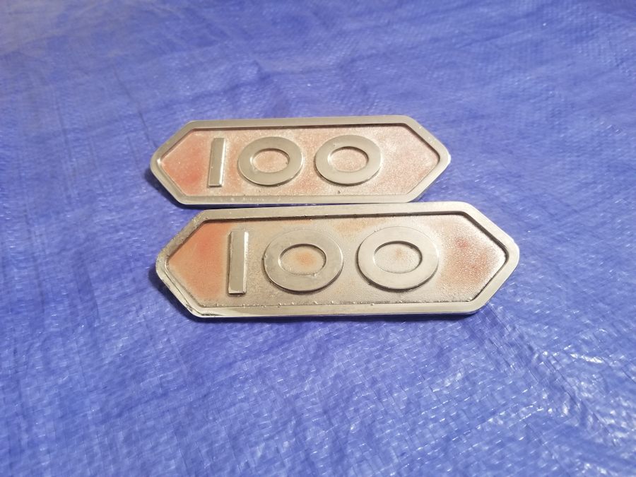 BADGES
