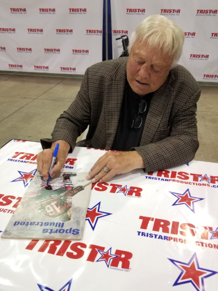 Bobby Hull 700 2