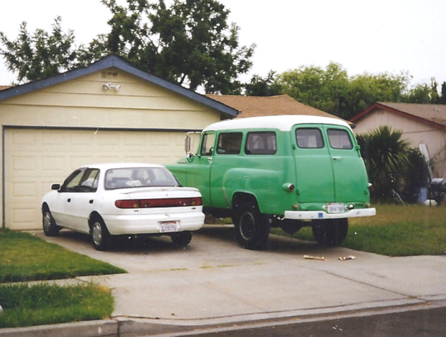 GREEN
