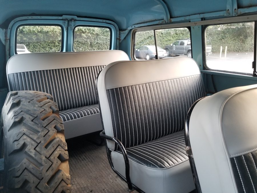 SEATS 4