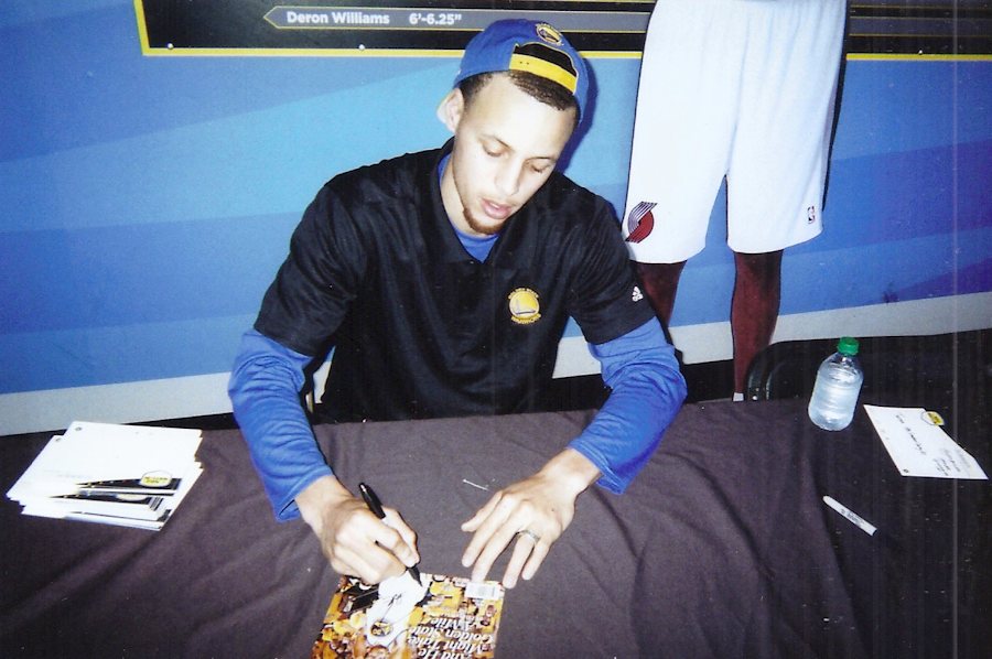 Stephen Curry 900 2