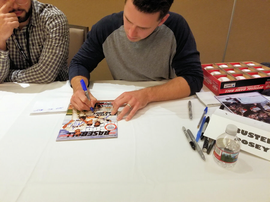 Buster Posey 700 v
